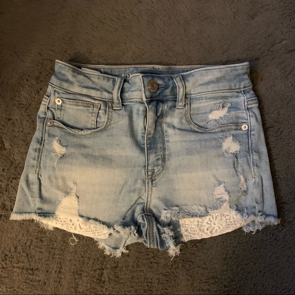AEO🦅 Light Wash Distressed Jean Shorts